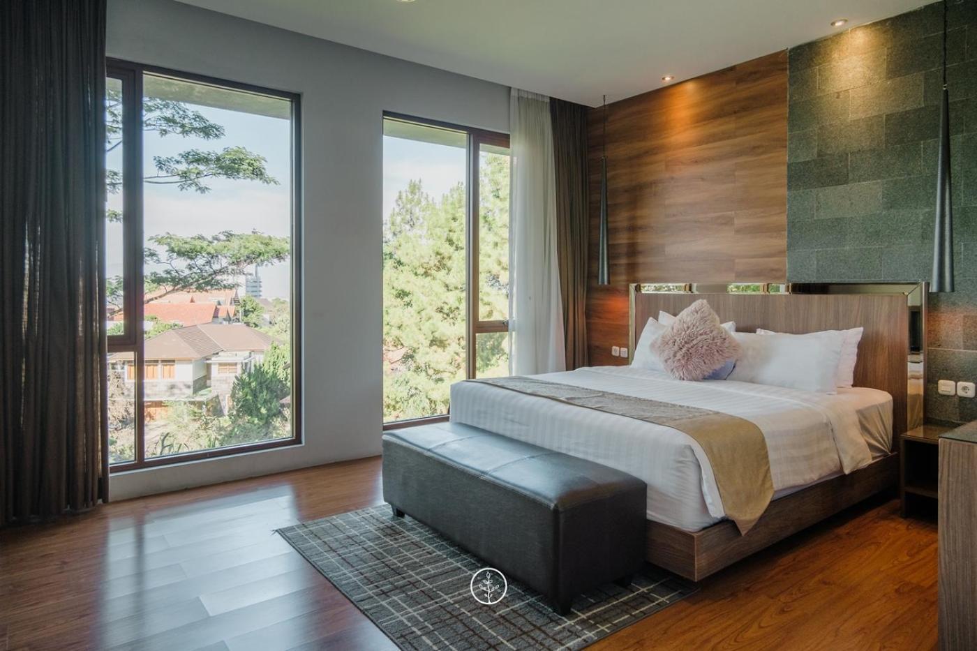 Anindya Hill View Villa 7 Bedrooms With A Private Swimming Pool Bandung Eksteriør bilde