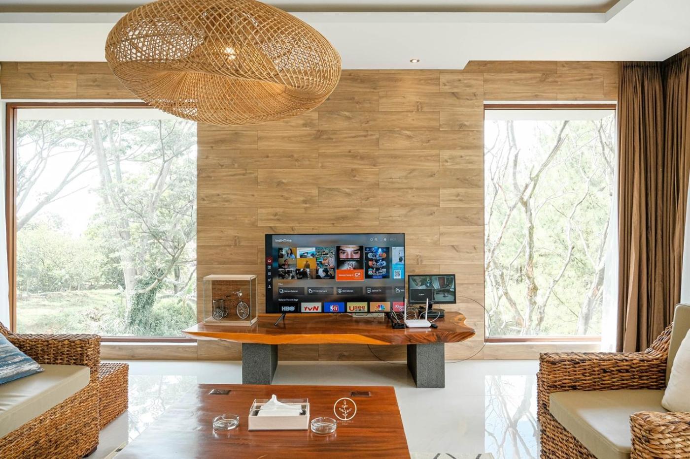 Anindya Hill View Villa 7 Bedrooms With A Private Swimming Pool Bandung Eksteriør bilde