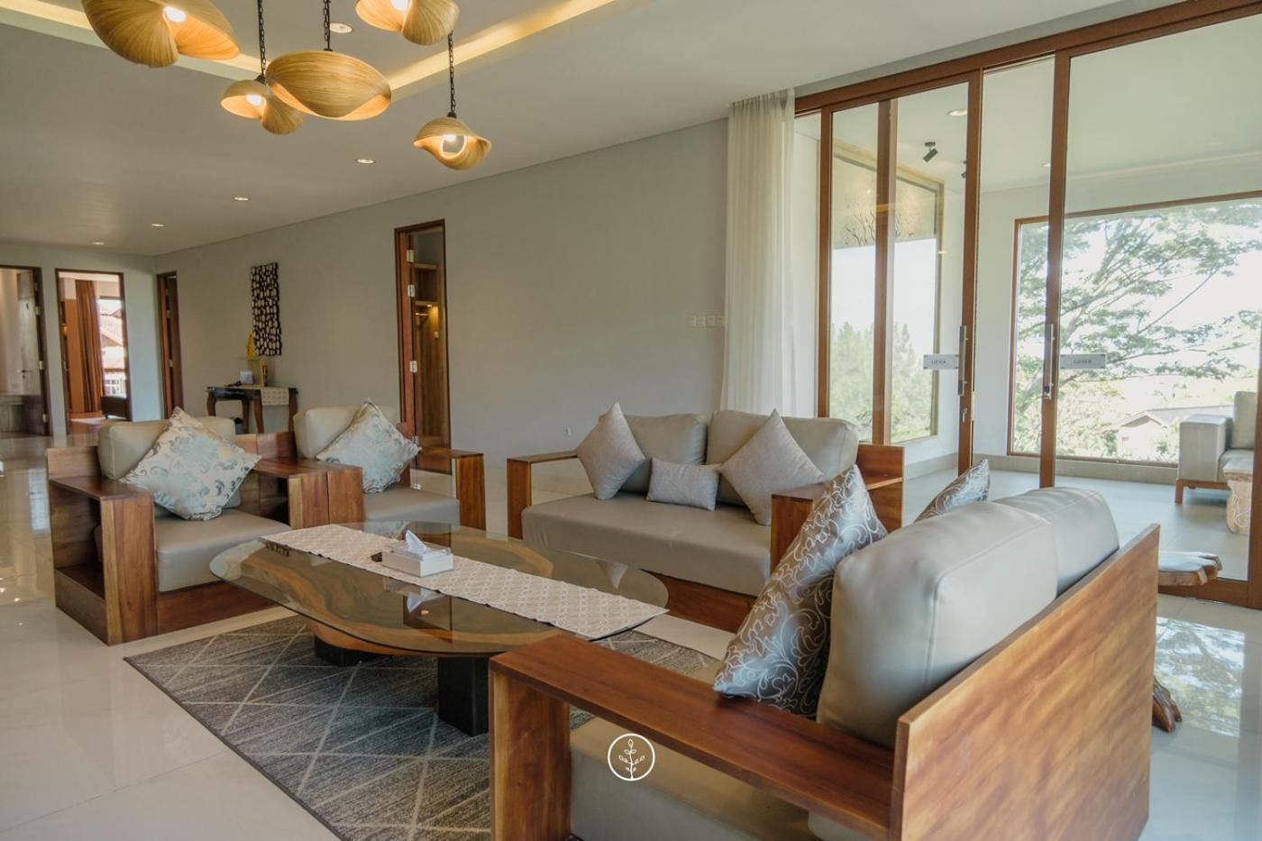 Anindya Hill View Villa 7 Bedrooms With A Private Swimming Pool Bandung Eksteriør bilde